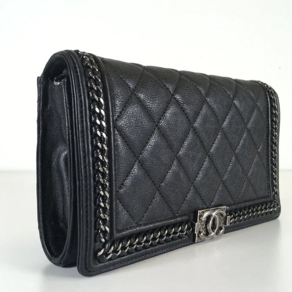 Chanel Boy Clutch On Chain - Picture 2 of 6